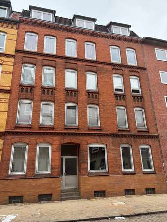 Gepflegtes Mehrfamilienhaus, stilvoller Altbau in gesuchter Lage von 24116 Kiel. - Hauptbild