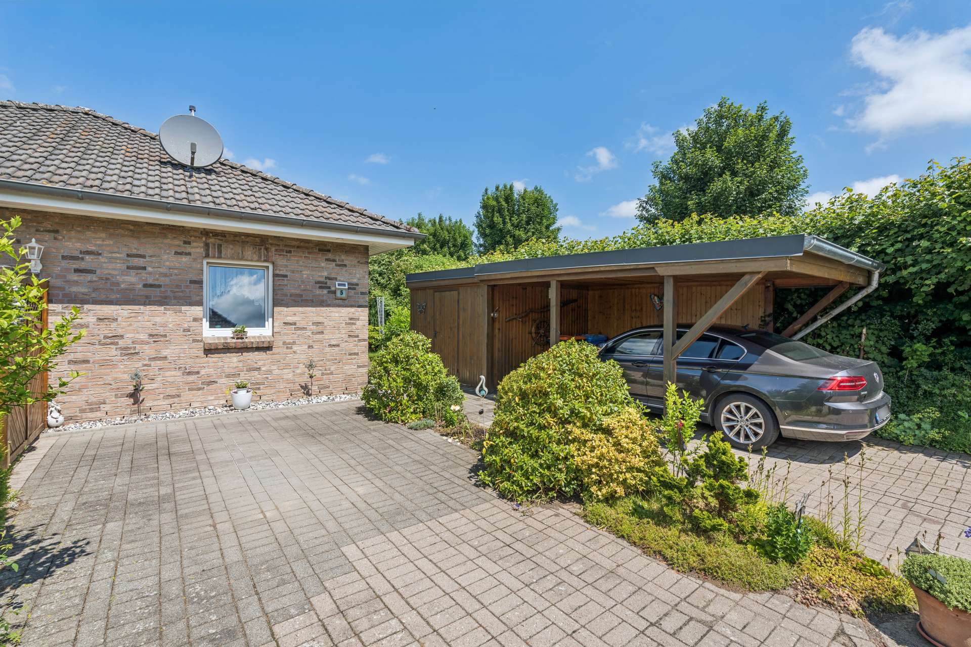 Bild von Gepflegter Bungalow mit Carport in 23829 Kükels.