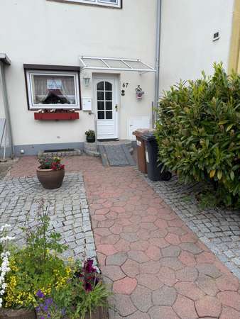 Gepflegtes Reihenmittelhaus, Sackgassenlage in 24159 Kiel - Hauptbild