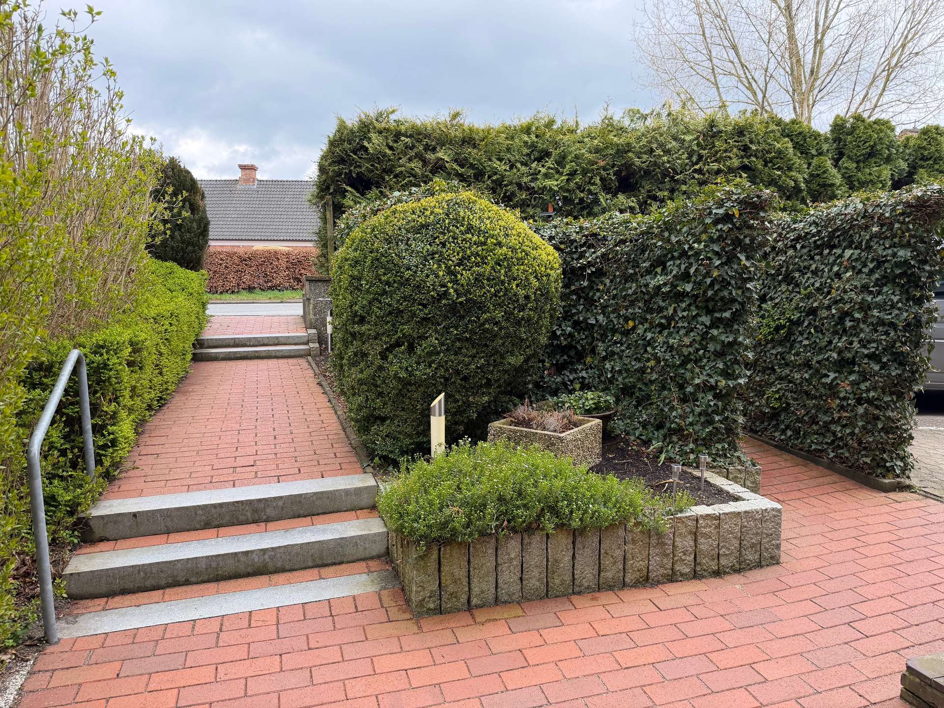 Bild von Gepflegte 3 Zimmer Eigentumswohnung in top Lage von 24113 Molfsee OT Rammsee