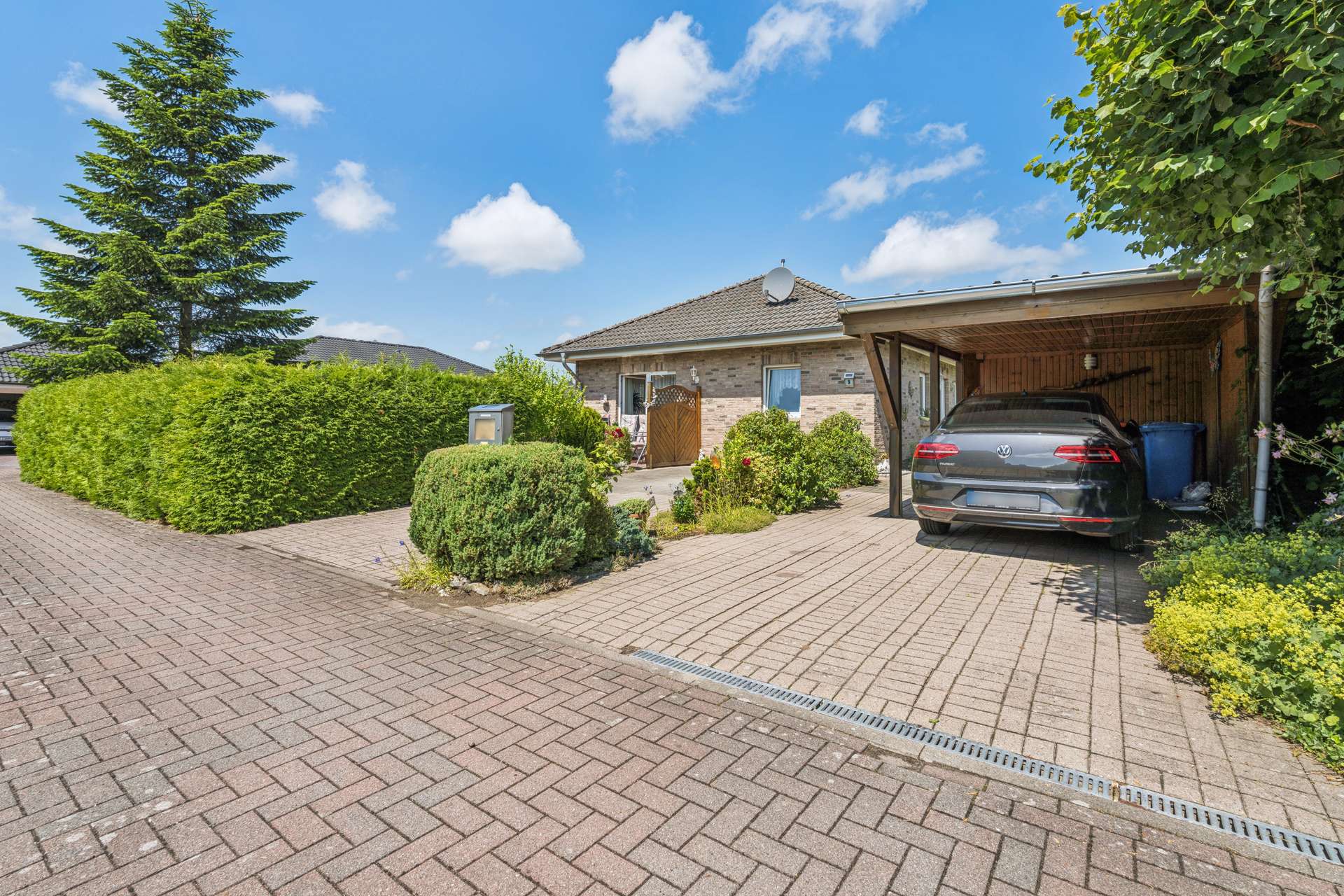 Bild von Gepflegter Bungalow mit Carport in 23829 Kükels.